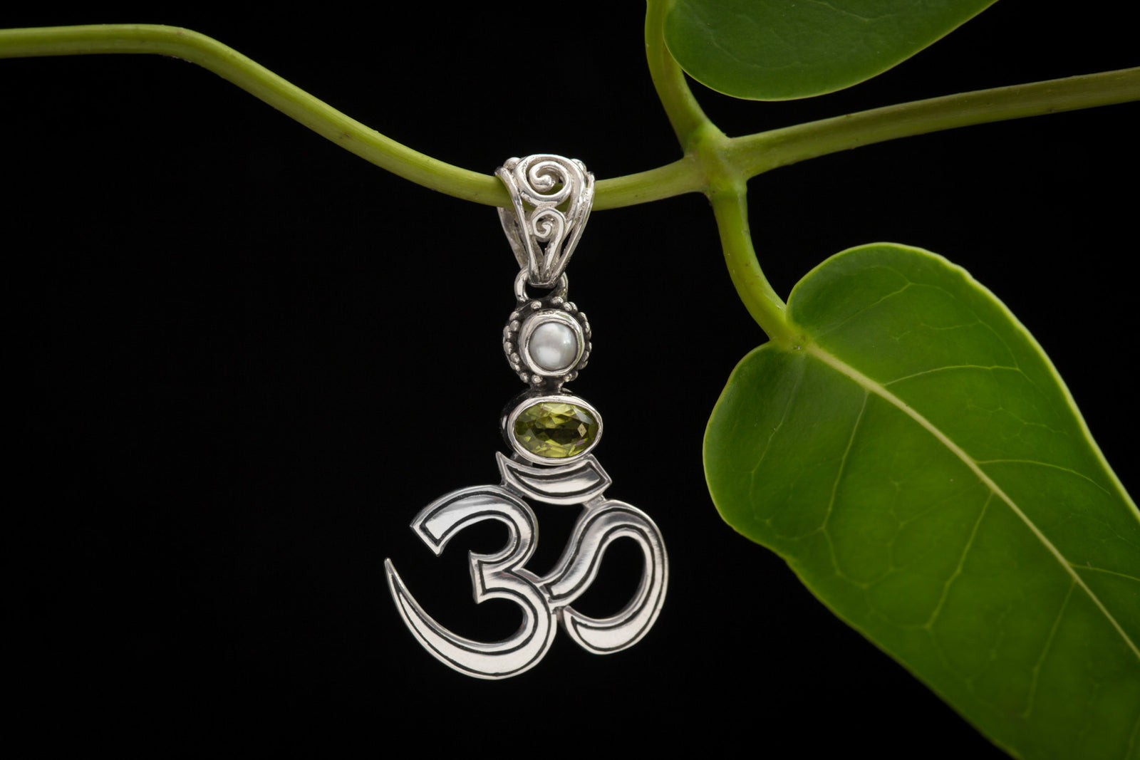 OM Pendant
