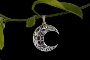 Tahitian Moon